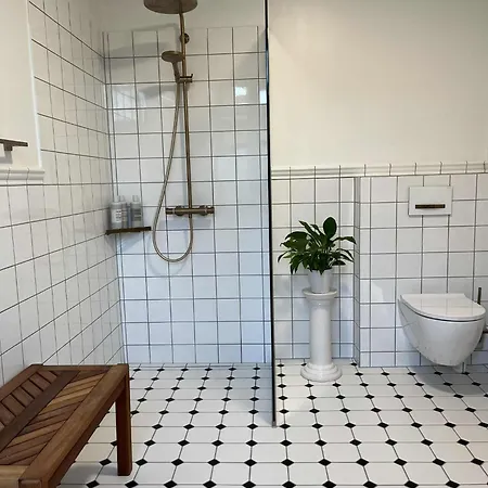 Lejlighed Lovely In Charming Town House Assens